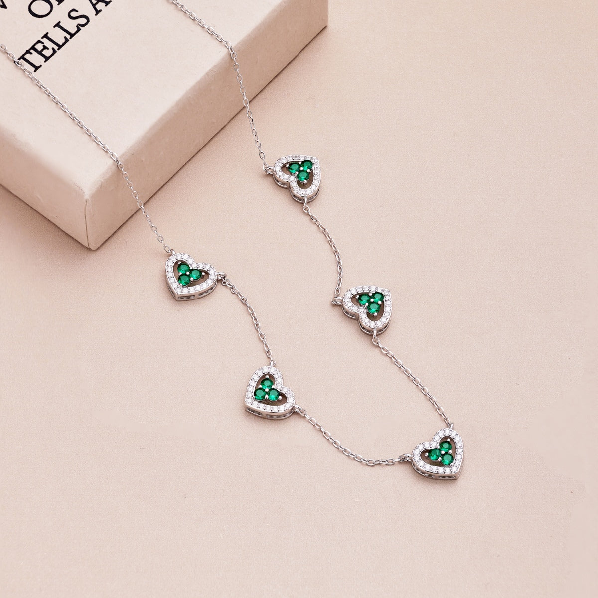 [GALE]Sparkling Five Heart Necklace