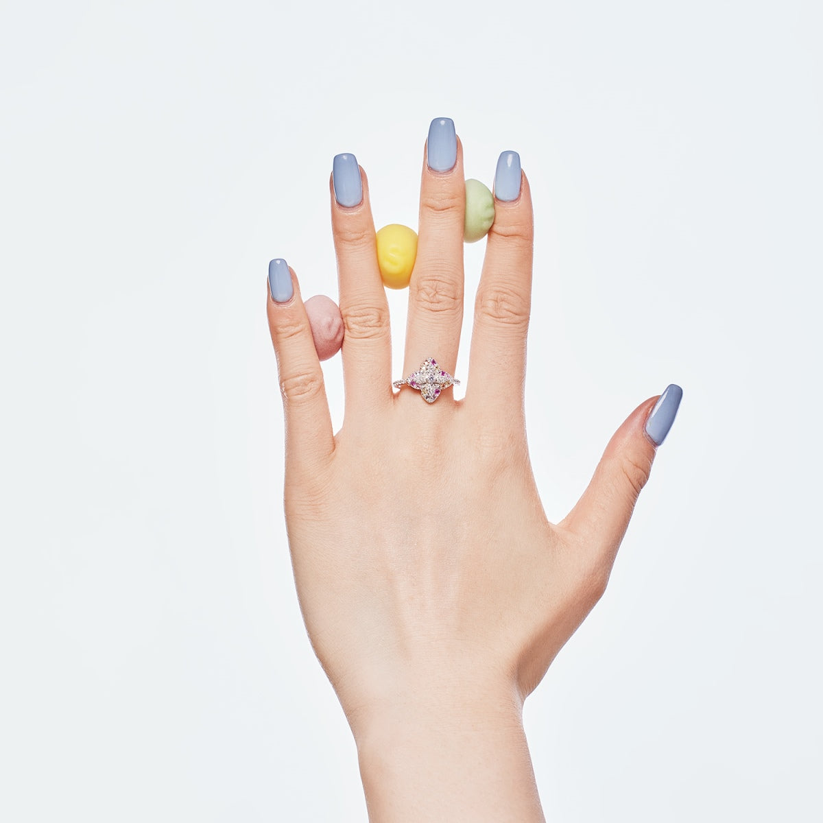 [GALE]Luxurious Colorful Flower Shape Banquet Ring