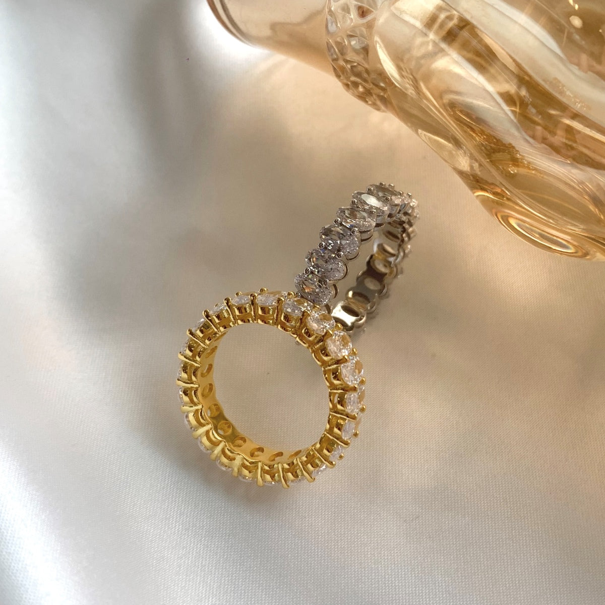 [GALEOrnate Oval Cut Tennis Ring