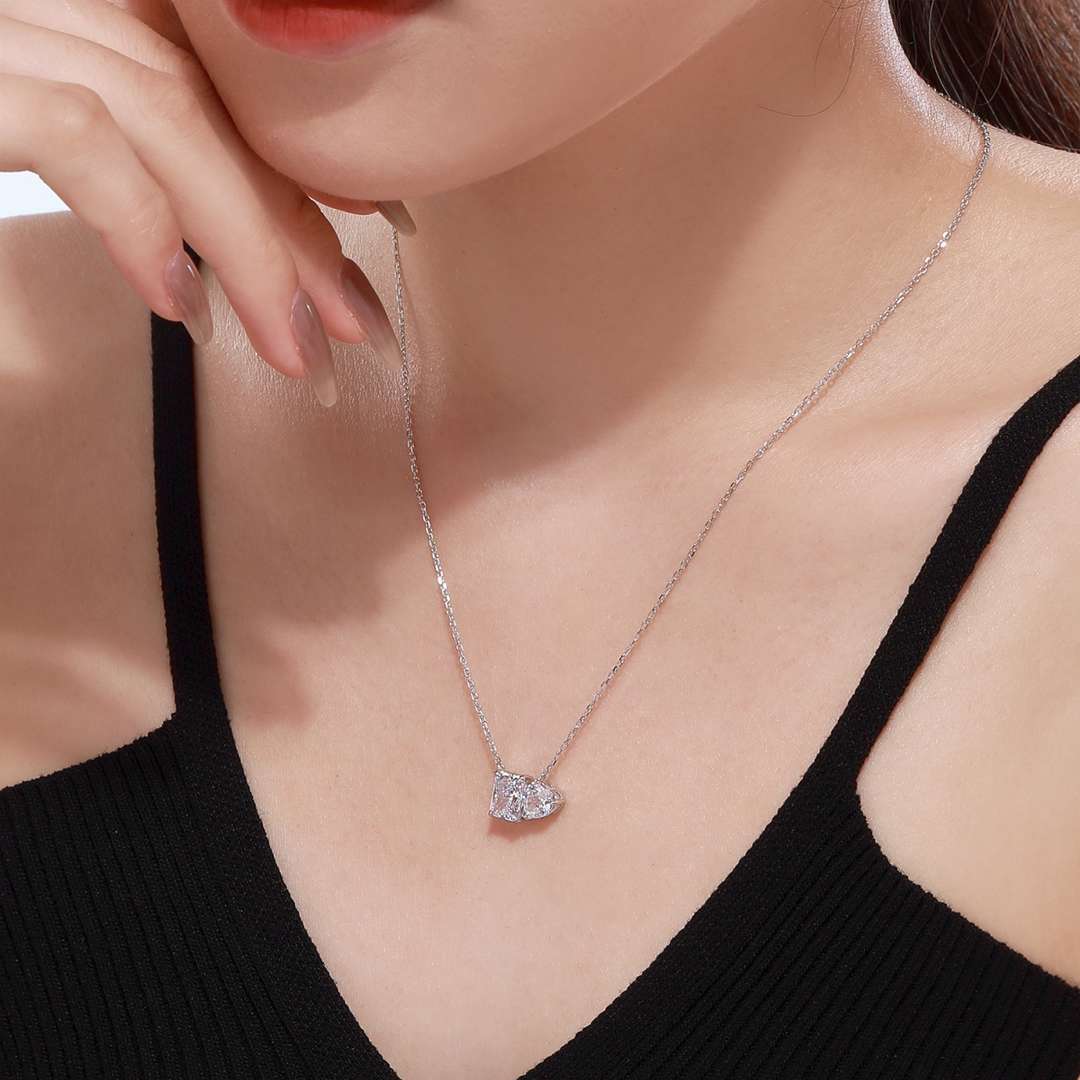 [GALE]Dazzling Square & Heart Shape Necklace