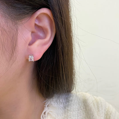 [GALE]Stylish Shiny Rectangular Center Stone Stud Earrings