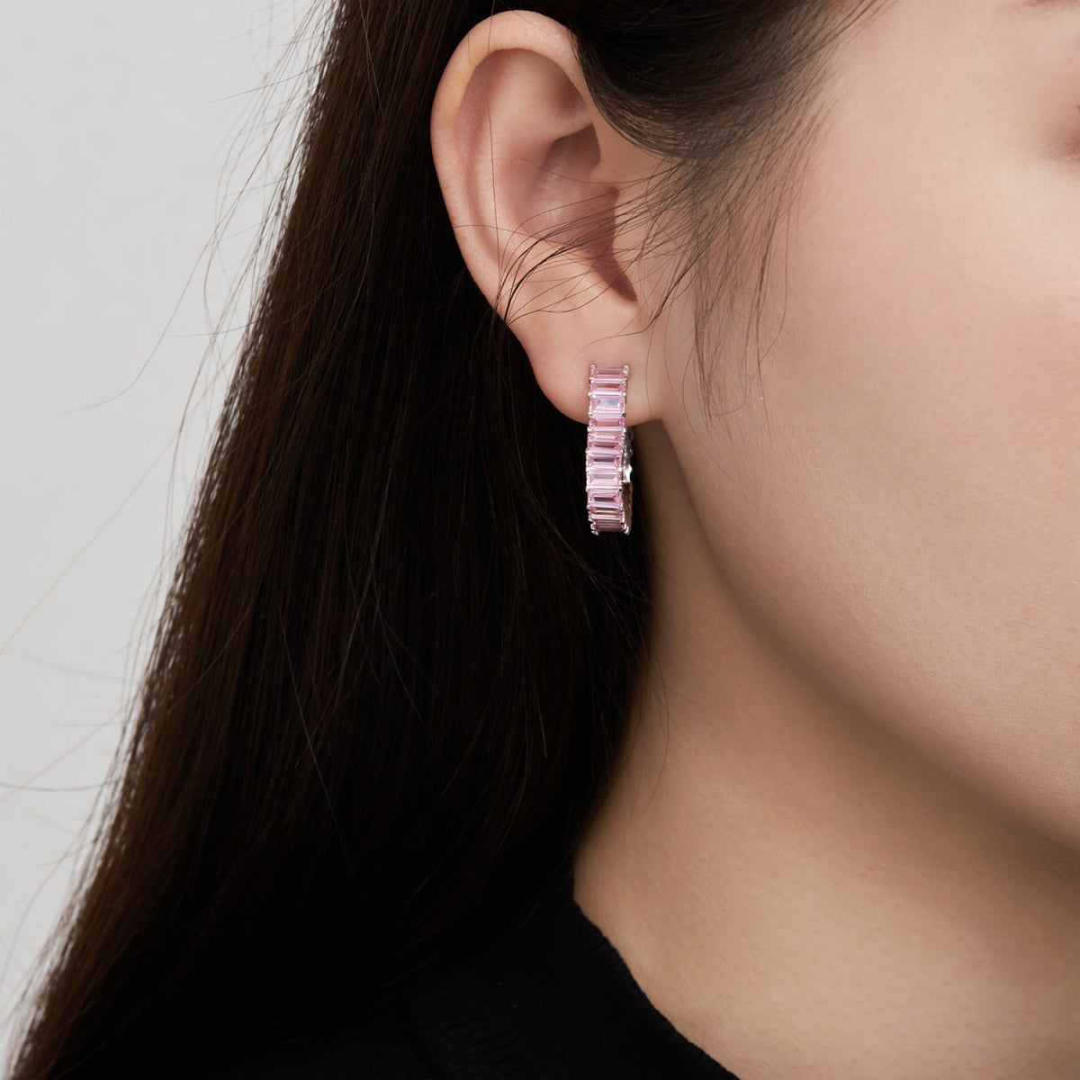 [GALE]Radiant Heart Cutout Earrings