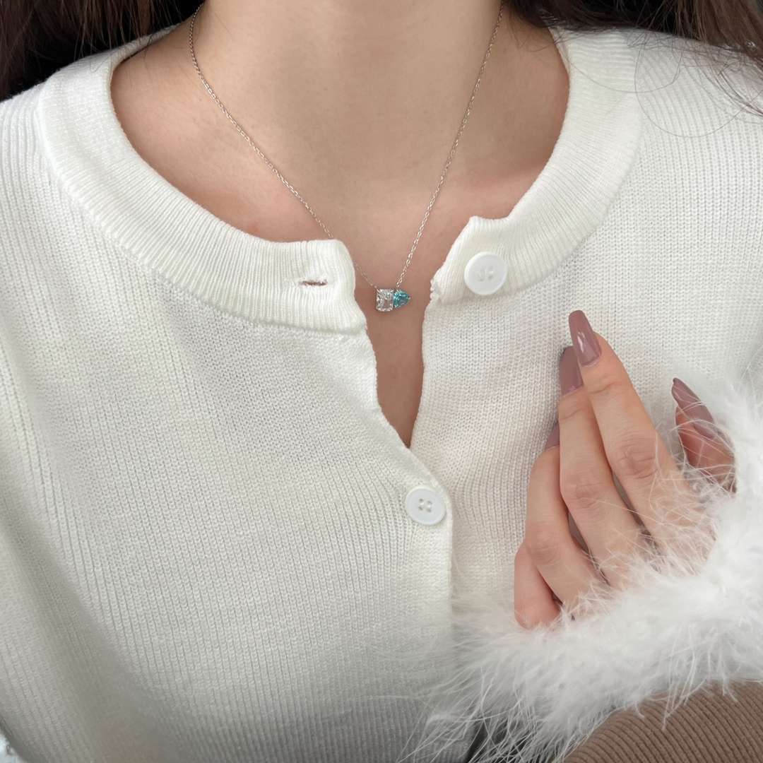 [GALE]Dazzling Square & Heart Shape Necklace