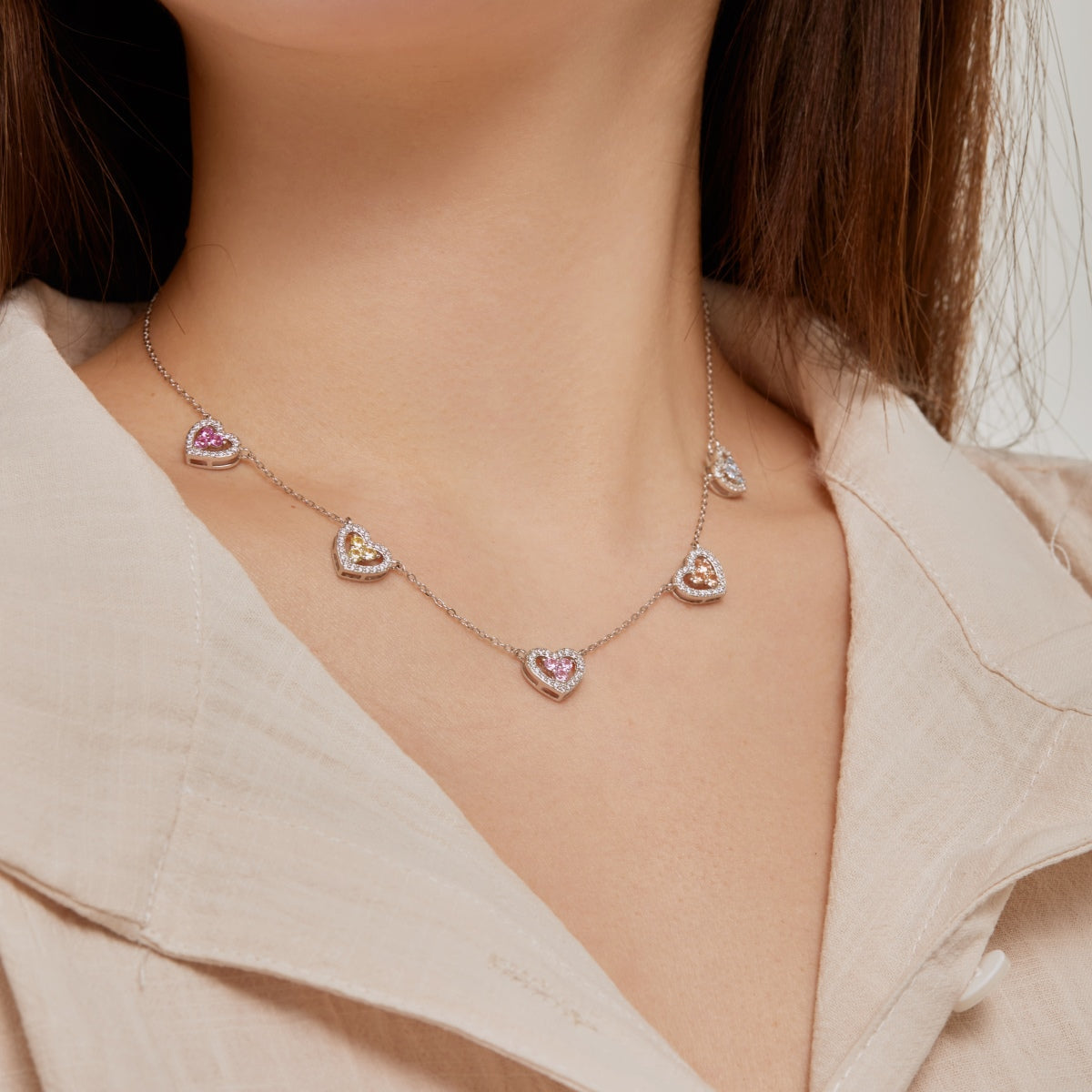 [GALE]Sparkling Five Heart Necklace