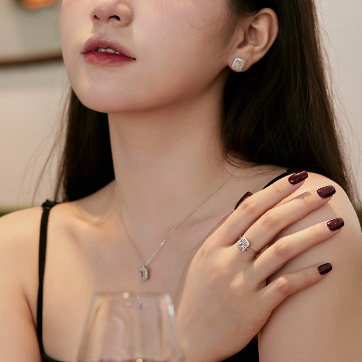 [GALE]1.0 Carat Luxurious Dainty Emerald Cut Daily Earrings