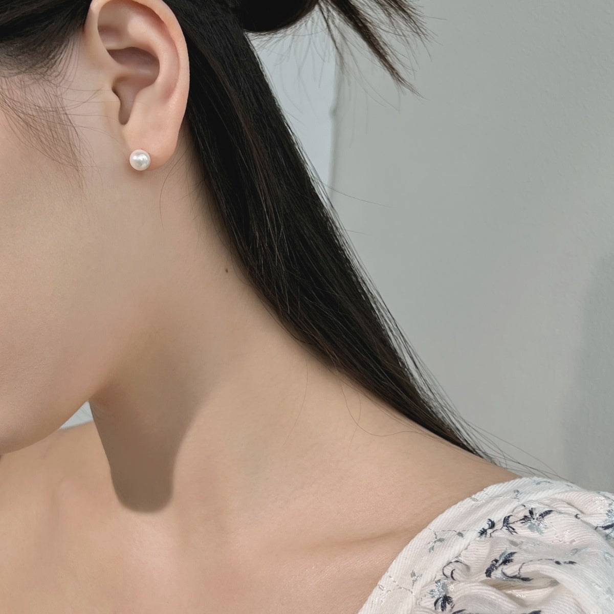 [GALE]Delicate Pearl Earrings