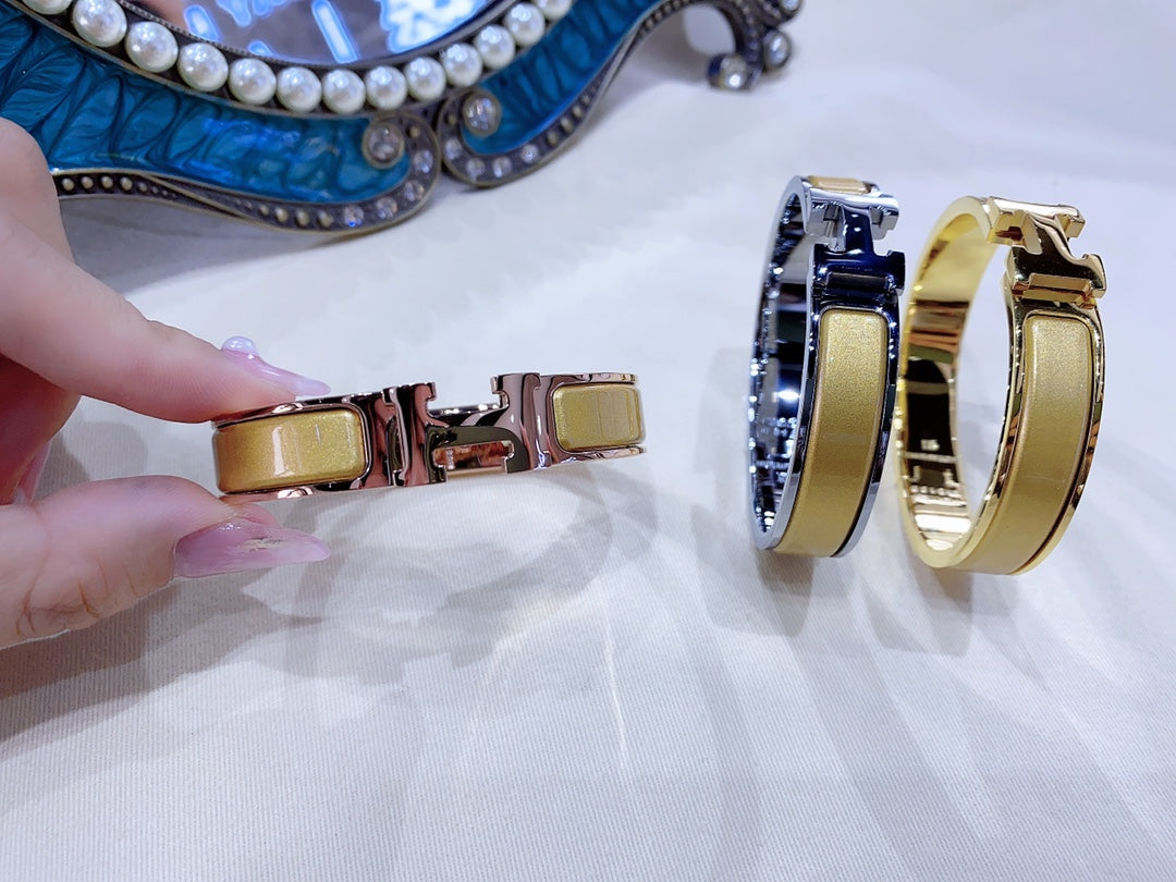 [GALE]H CHAMPAGNE BRACELET