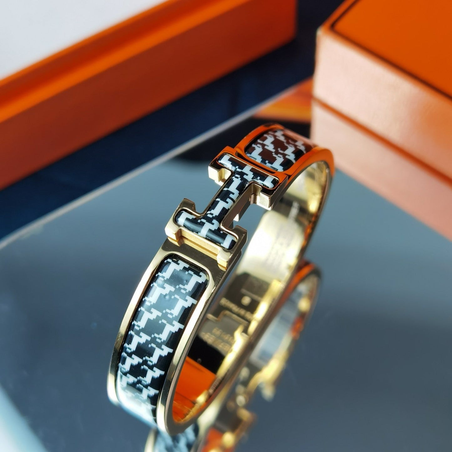 [GALE]H HORSE BRACELET 12MM