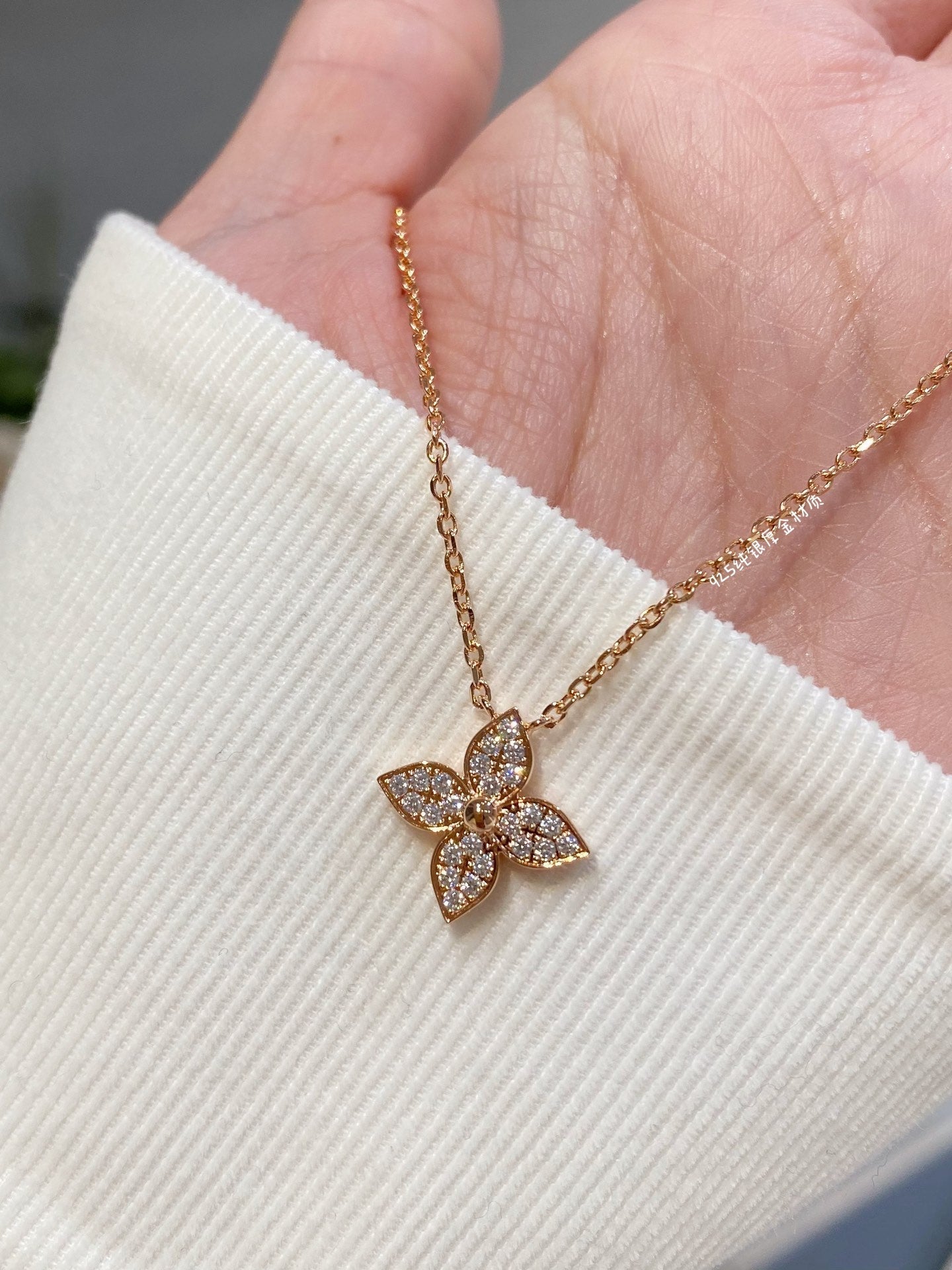 [GALE]STAR DIAMOND NECKALCE