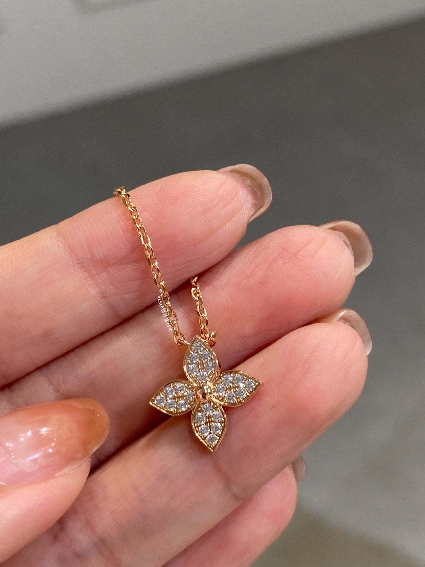 [GALE]STAR DIAMOND NECKALCE
