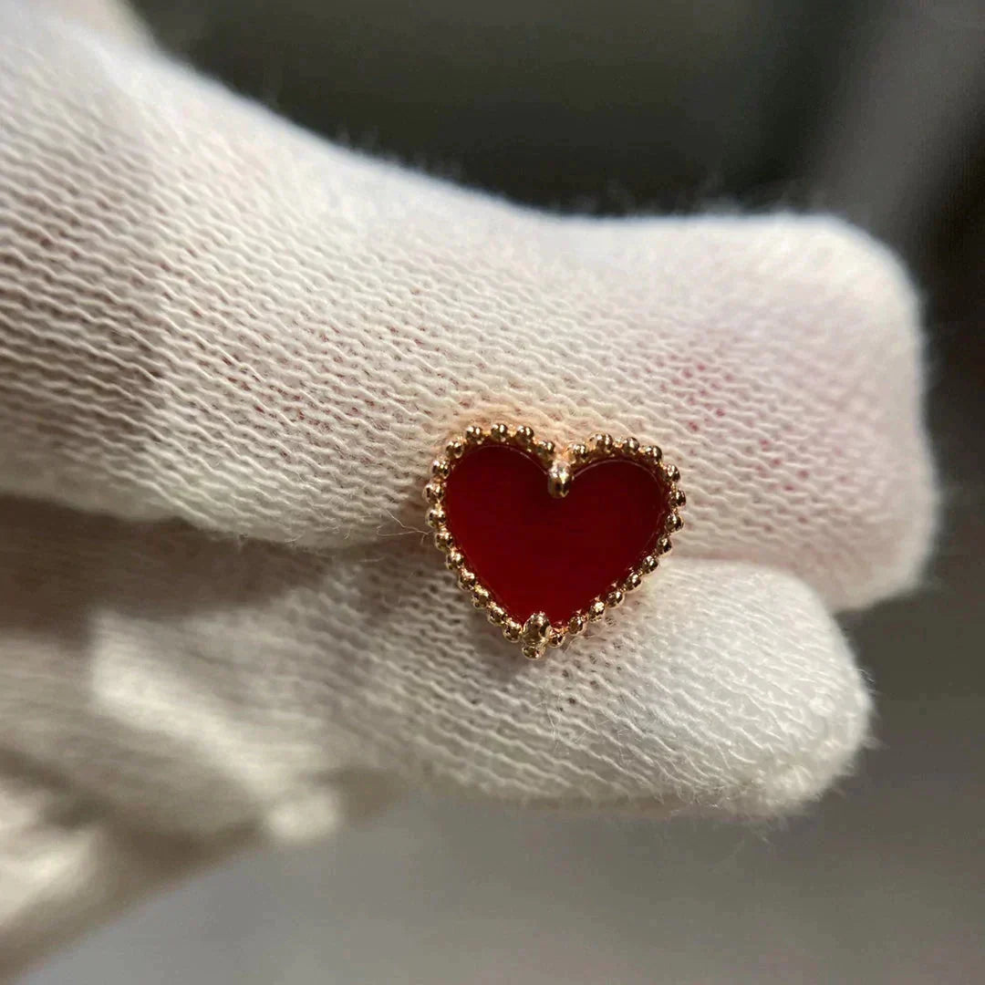 [GALE]HEART CARNELIAN STUD EARRINGS