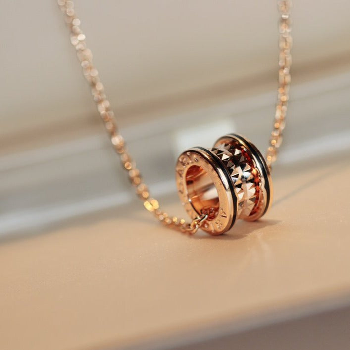 [GALE]ZERO 1 ROCK PEDANT PINK GOLD BLACK NECKLACE