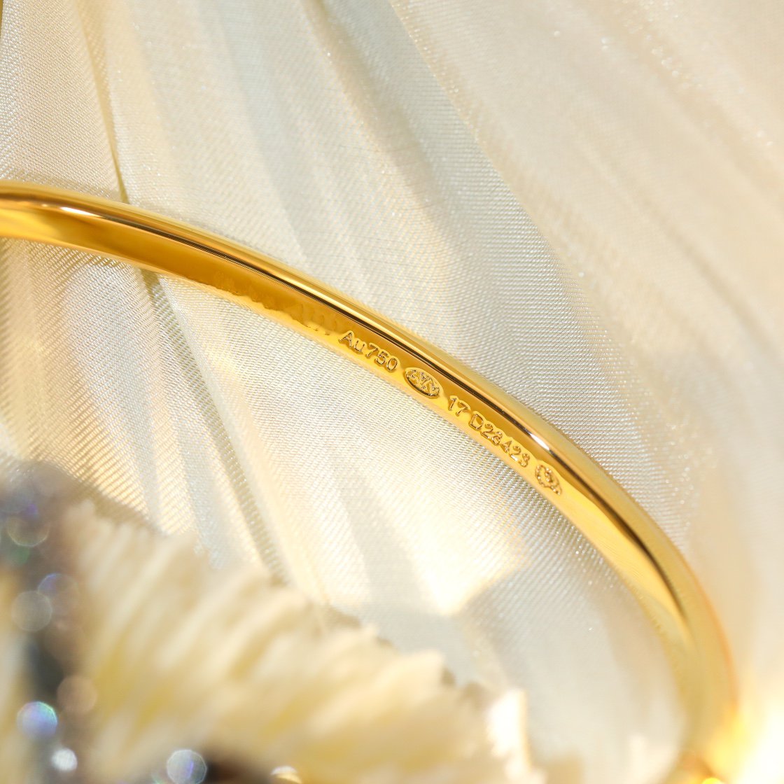 [GALE]VOLTE UPSITE DOWN GOLD DIAMOND BRACELET