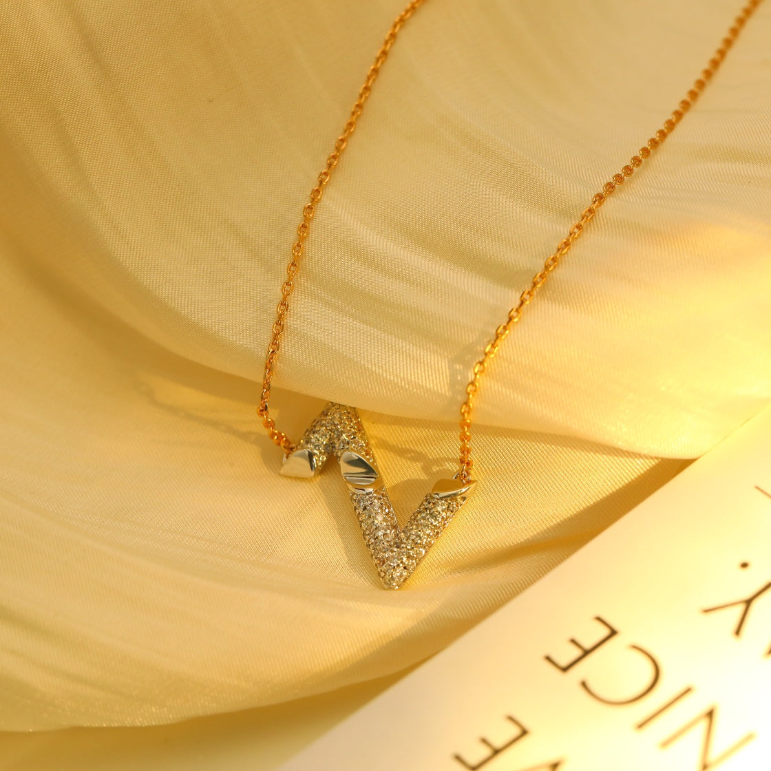 [GALE]VOLT SILVER DIAMOND PEDANT NECKLACE