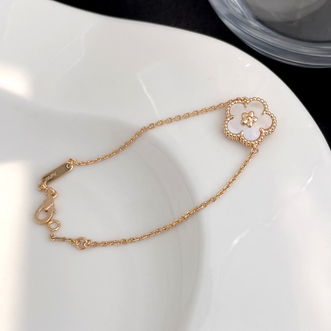 [GALE]LUCKY SPRING ROSE GOLD MOP BRACELET