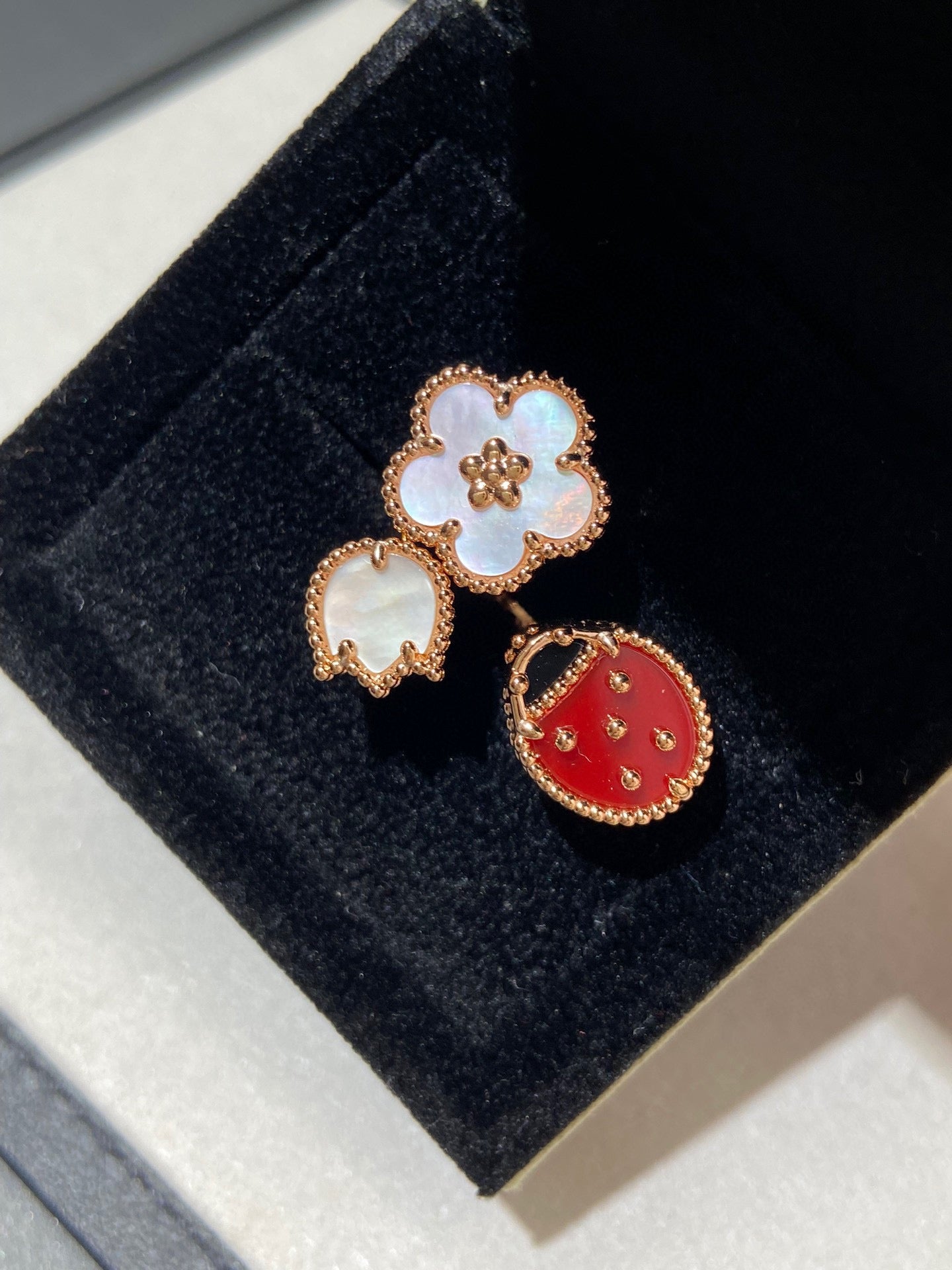 [GALE]LUCKY 3 MOTIF ROSE GOLD RING