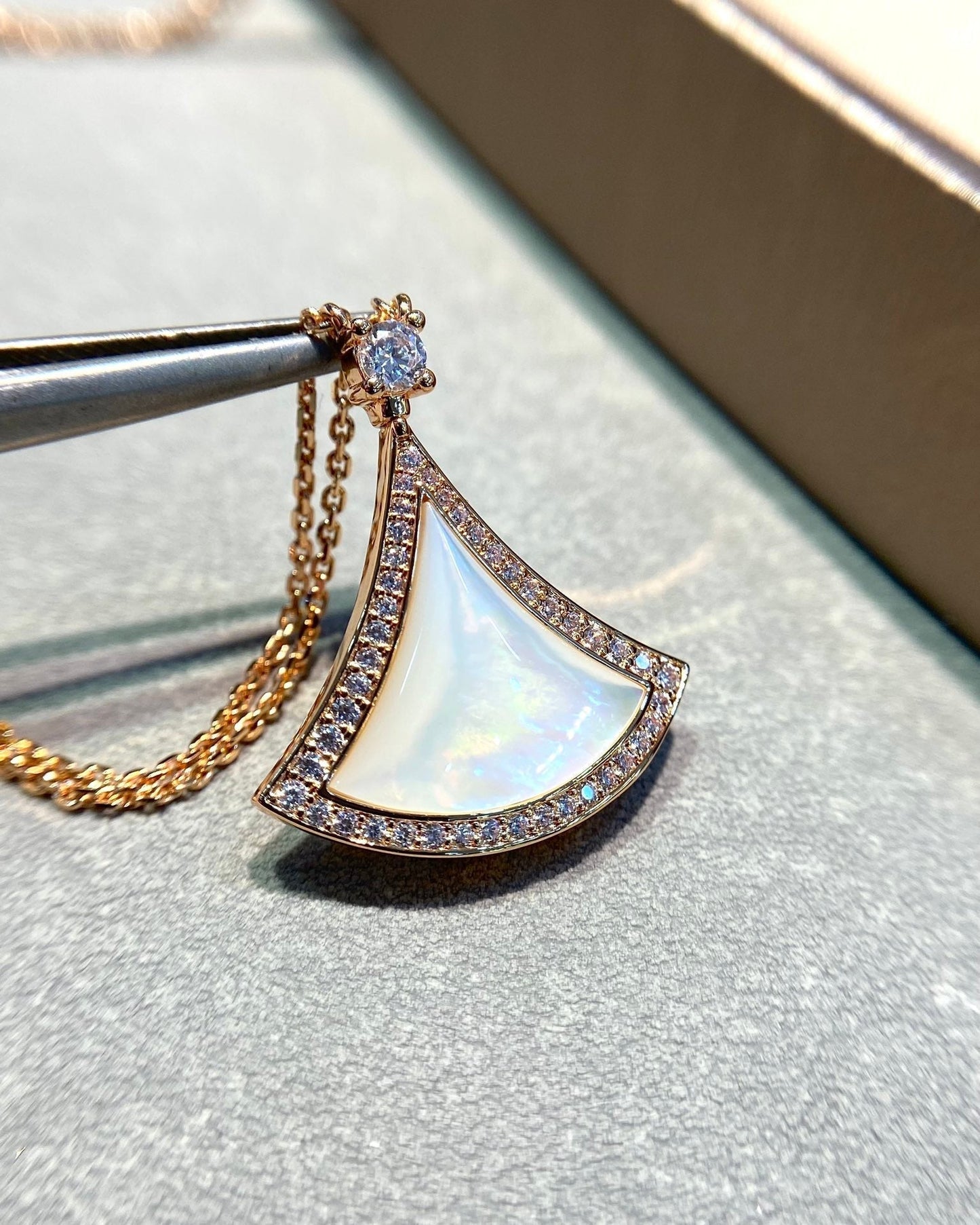 [GALE]DREAM MOP DIAMOND PAVED PINK GOLD NECKLACE