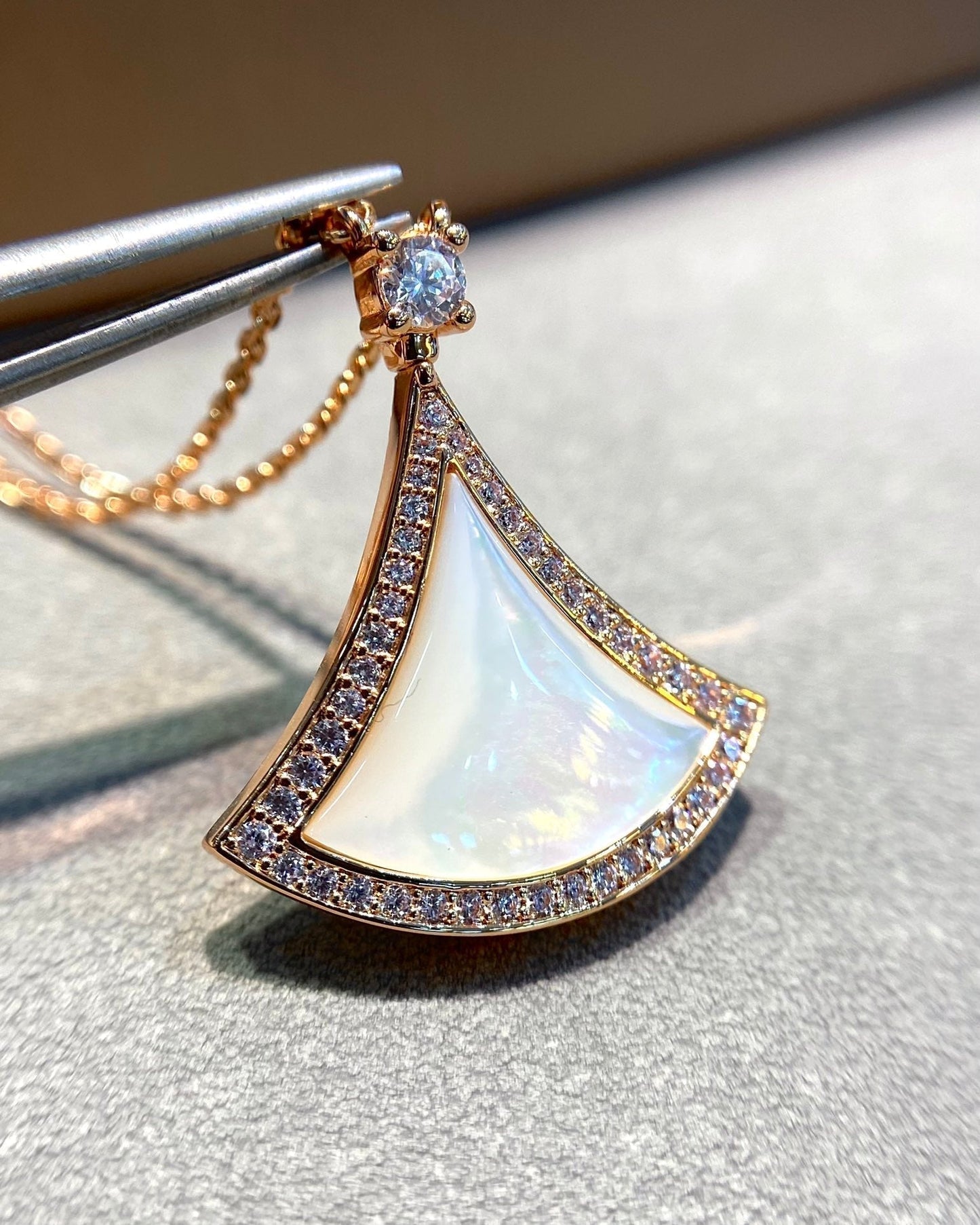 [GALE]DREAM MOP DIAMOND PAVED PINK GOLD NECKLACE