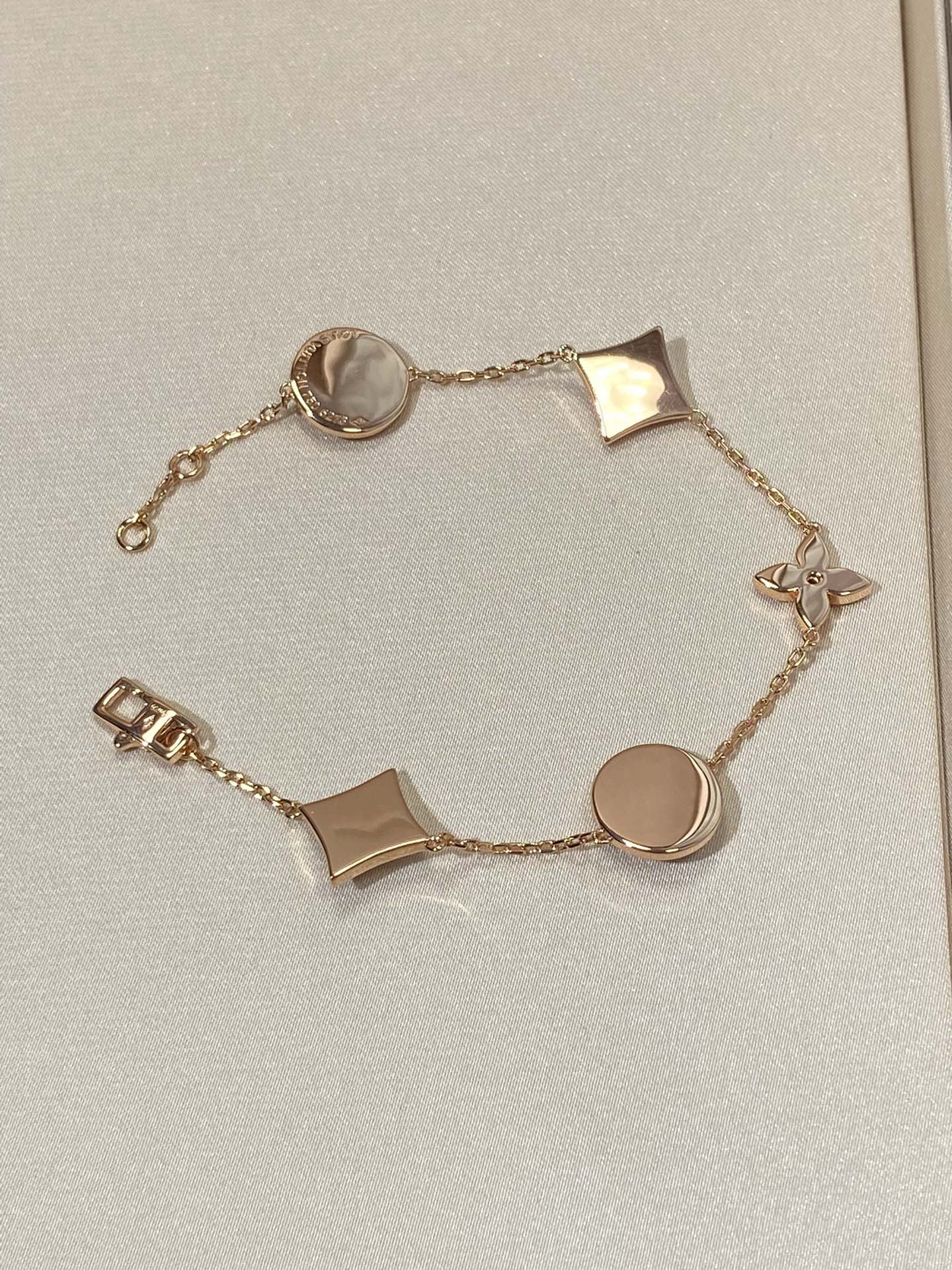 [GALE]STAR AND SUN 5 MOTIF MOP PINK GOLD BRACELET