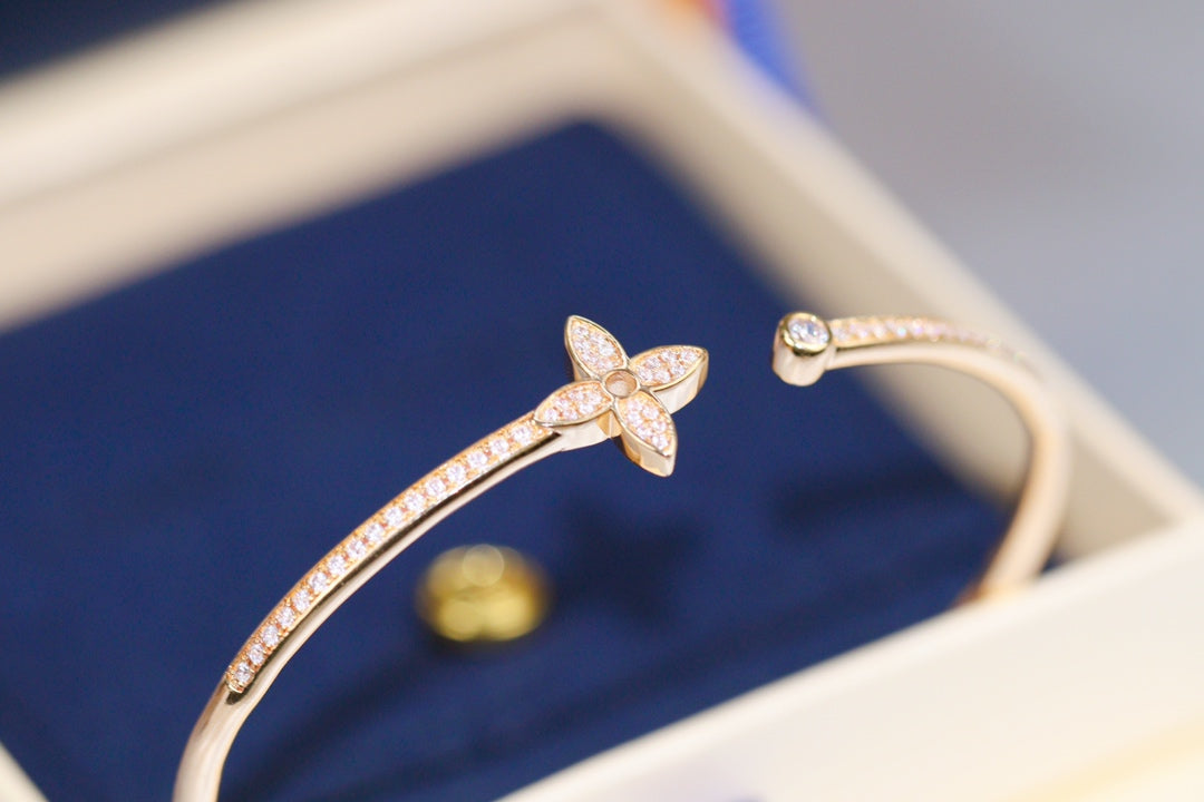 [GALE]IDYLLE PINK GOLD OPEN BRACELET DIAMOND PAVED