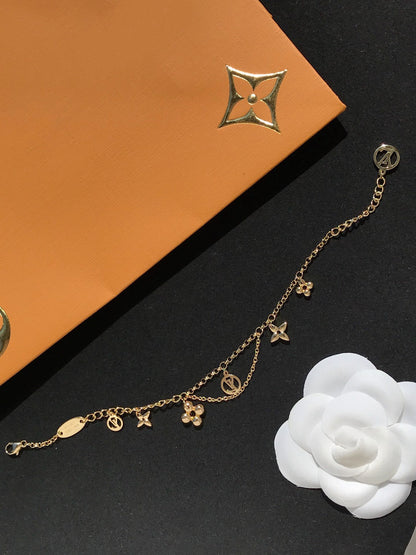 [NOVO]BLOOMING PINK GOLD MOP ARMBAND