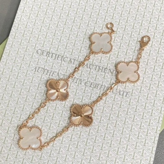 [GALE]CLOVER WHITE PEARL MOP 5 MOTIF BRACELET COLLECTION
