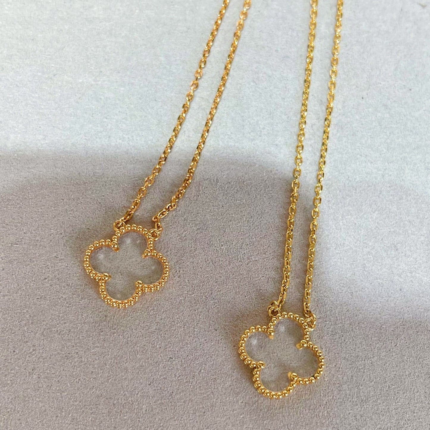 [GALE]CLOVER ROCK CRYSTAL ROSE GOLD NECKLACE