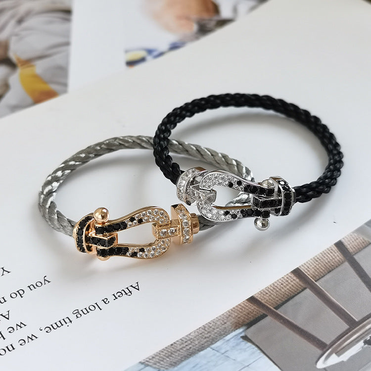[GALE]FORCE LARGE HORSESHOE BLACK WHITE DIAMOND BRACELET ROSE GOLD