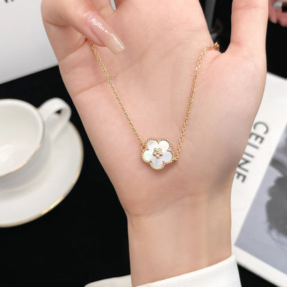 [GALE]LUCKY WHITE MOP PLUM BLOSSOM  BRACELET