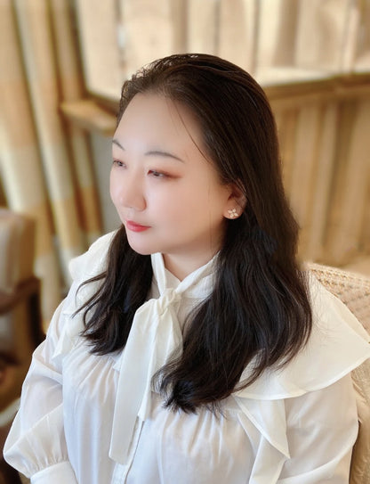 [NOVO]Sternblüten-Ohrstecker aus roségoldenem Diamanten