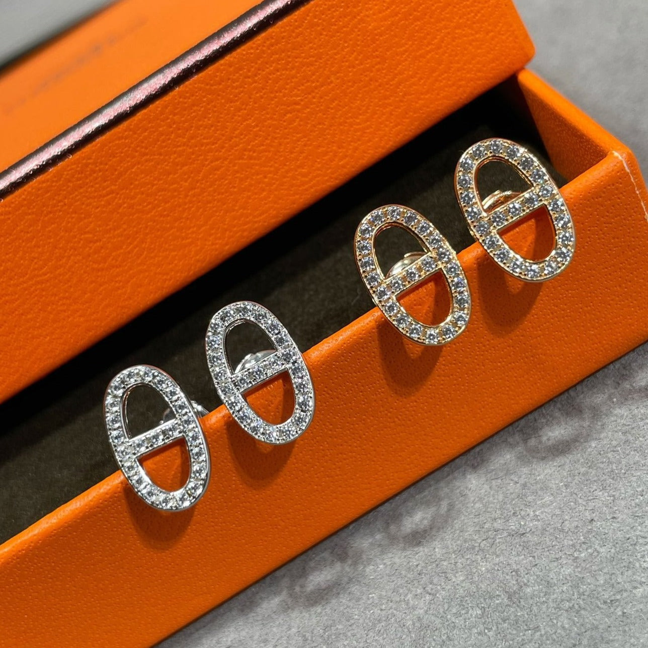 [GALE]HM FULL DIAMOND PIG NOSE STUD EARRINGS