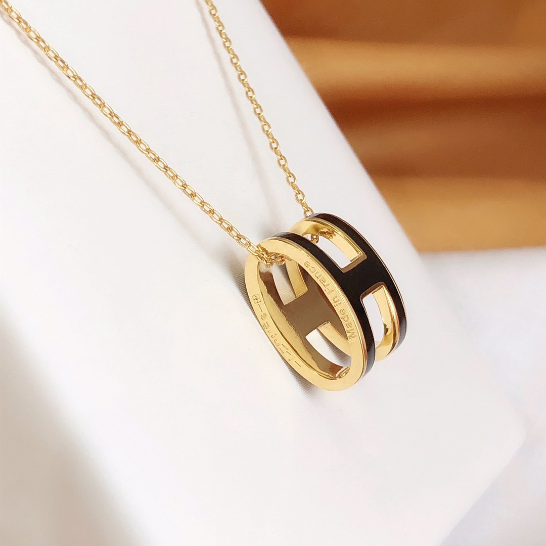 [GALE]HM CLIC BLACK ENAMEL GOLD NECKLACE