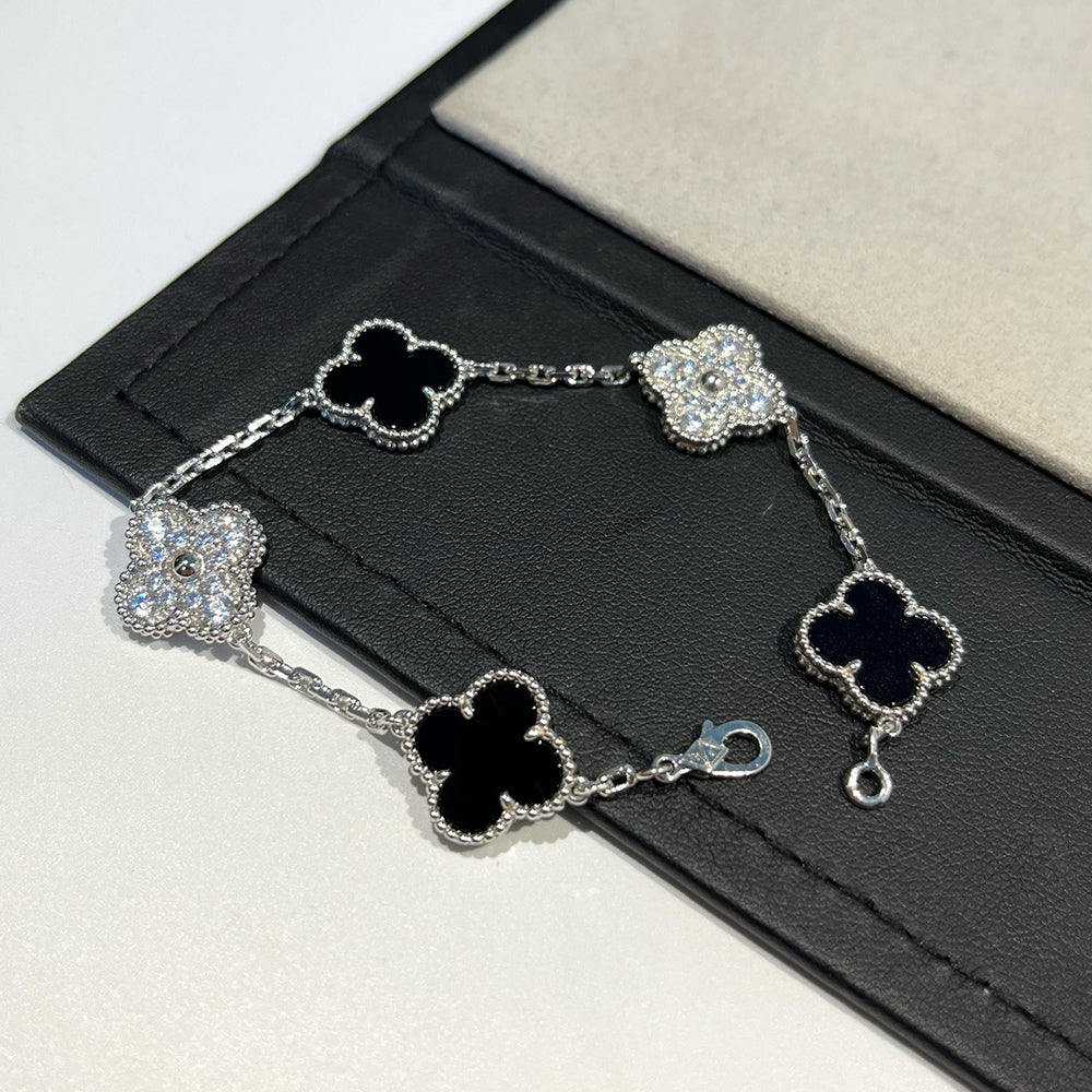 [GALE] CLOVER 5 MOTIF ONYXS BRACELET COLLECTION